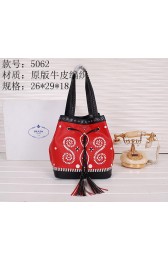 Imitation Prada Original Leather Bucket Bag B5062E Red VS02502